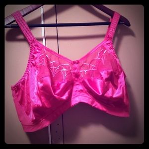 Elomi soft cup bra NWT. 42H Us 42ff UK